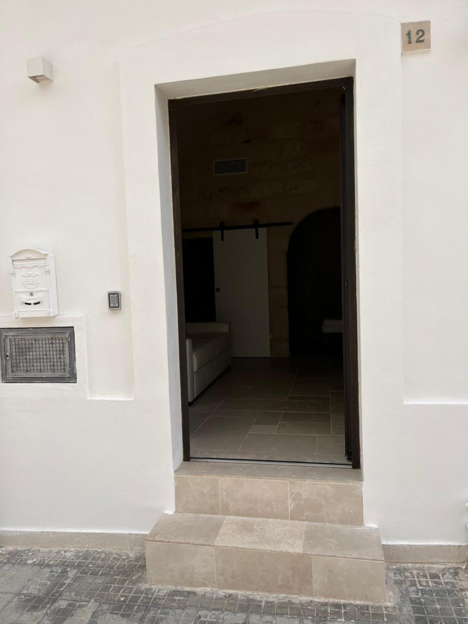 Appartement Dimora Grottacielo à Polignano a Mare Extérieur photo